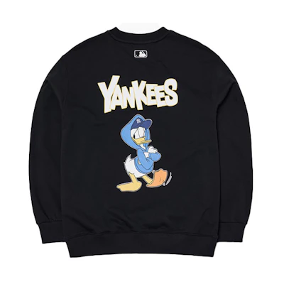 MLB Disney Donald Duck Yankees Black Crewneck Sweatshirt Unisex 3AMTD1114-50BKS