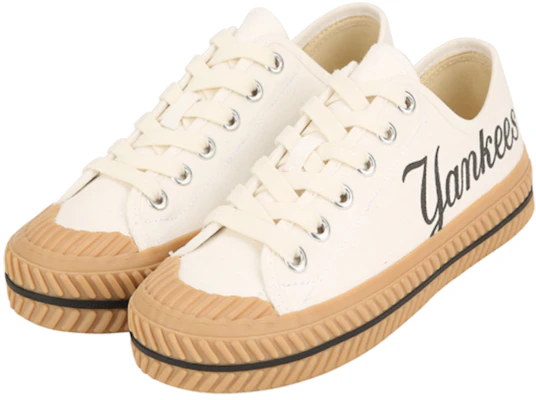 MLB x LA 다저스 캔버스 화이트브라운 32SHP6011-50W Lookbook MLB x LA 다저스 캔버스 화이트브라운 32SHP6011-50W