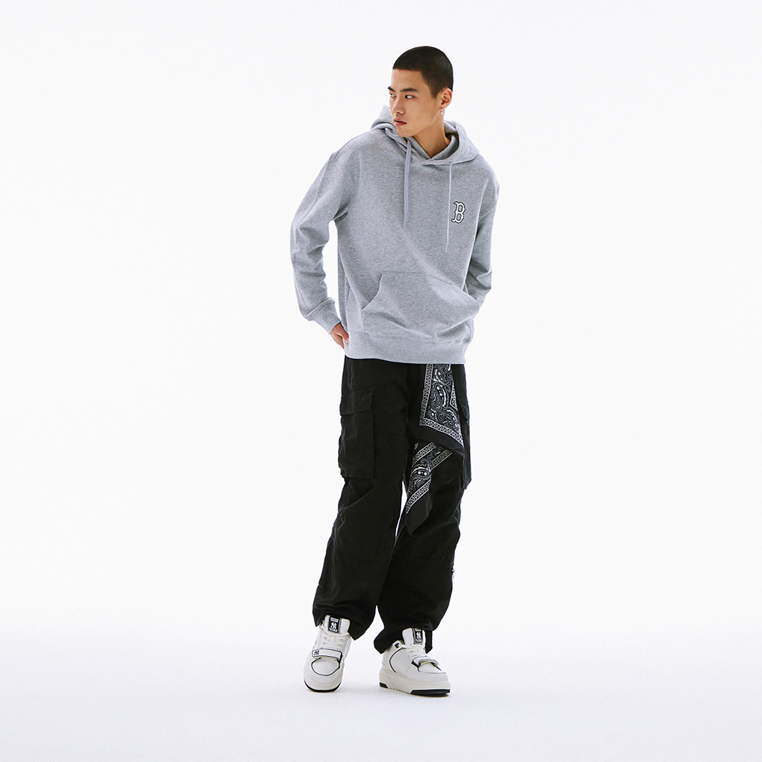 Sizing MLB x 纽约扬基经典低帮“黑色花卉” 3ASXLMC4N-50BKS