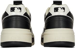 MLB x New York Yankees Retro Low 'Black Comfort' Sepatu Hitam Retro Nyaman 3ASXCLS4N-50BKS Purchase MLB x New York Yankees Retro Low 'Black Comfort' Sepatu Hitam Retro Nyaman 3ASXCLS4N-50BKS