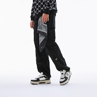 MLB x New York Yankees Retro Low 'Black Comfort' Sepatu Hitam Retro Nyaman 3ASXCLS4N-50BKS 2