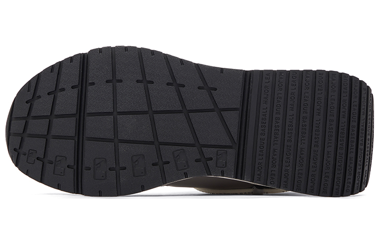 Details for MLB x New York Yankees Sneakers 'Silver' 3ARNCRL4N-50SIS