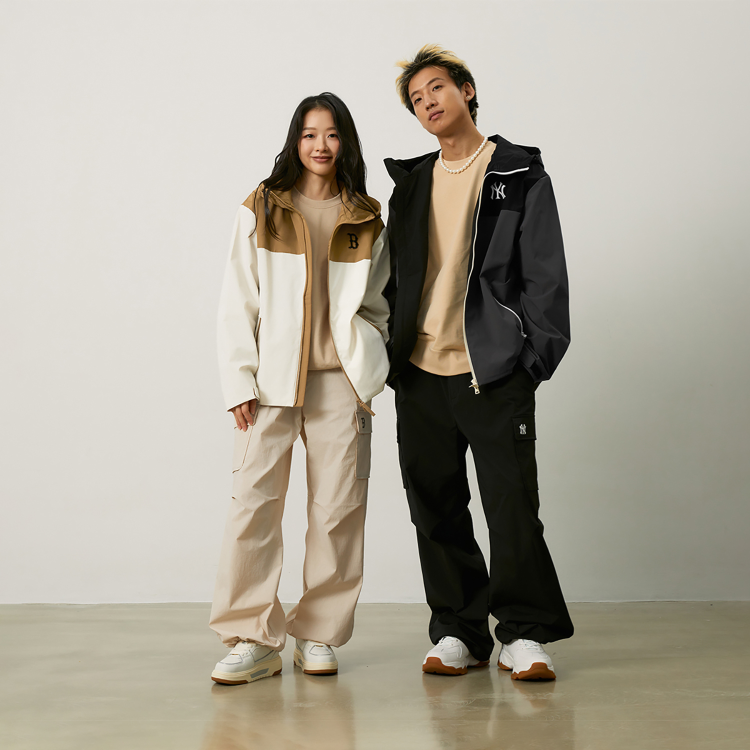 Cheap MLB Yankees Jaket Logo Reflektif Anti Angin & Air Abu-abu Unisex 24FW 3AWJB0344-50CGS