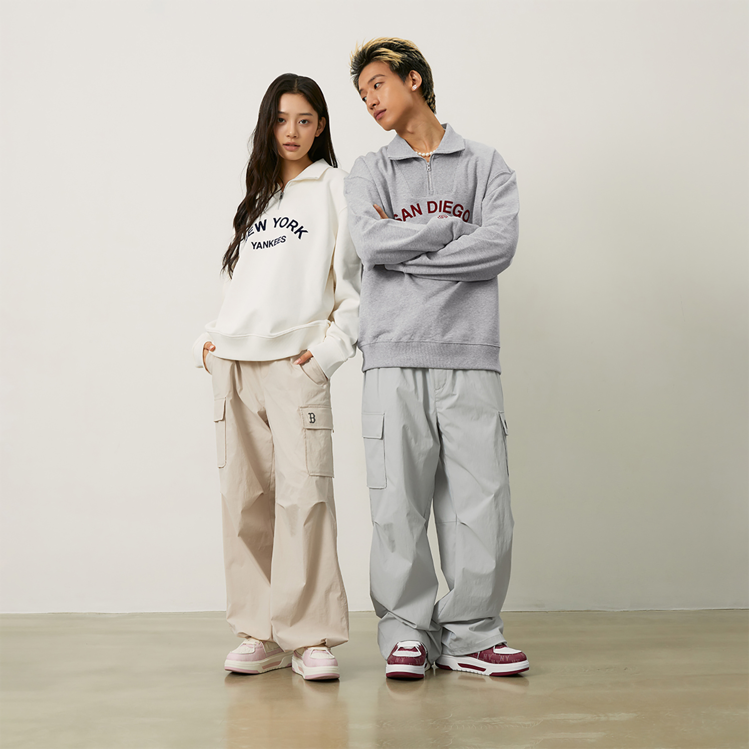 MLB Yankees Cream Retro Collar Half-Zip Graphic Unisex Sweatshirt 3AMTV0244-50CRS 圖 8