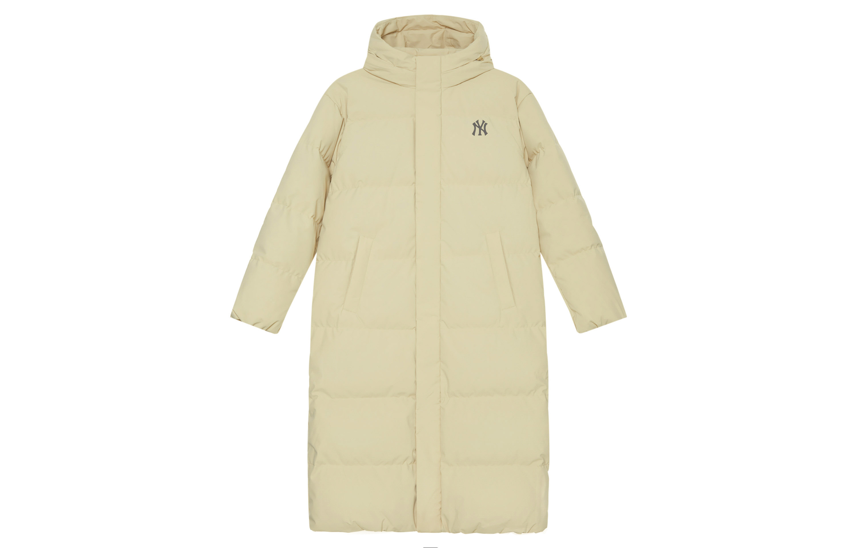 Lookbook MLB Yankees FW24 Unisex Beige Long Waterproof Down Jacket with Letter Print. 3ADJB2146-50BGM