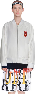 MLB Yankees Ivory White Heart Logo Zip-Up Loose-Fit Jacket Unisex 3AJPH0121-50IVS Shop MLB Yankees Ivory White Heart Logo Zip-Up Loose-Fit Jacket Unisex 3AJPH0121-50IVS