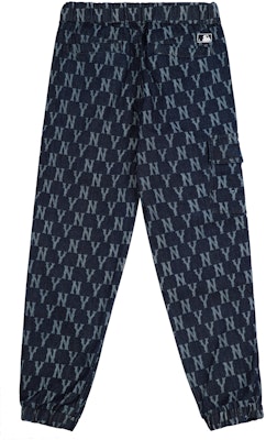 MLB Yankees Letter Print Jogger Jeans Unisex Dark Blue 3ADP02014-50BLD Lookbook MLB Yankees Letter Print Jogger Jeans Unisex Dark Blue 3ADP02014-50BLD