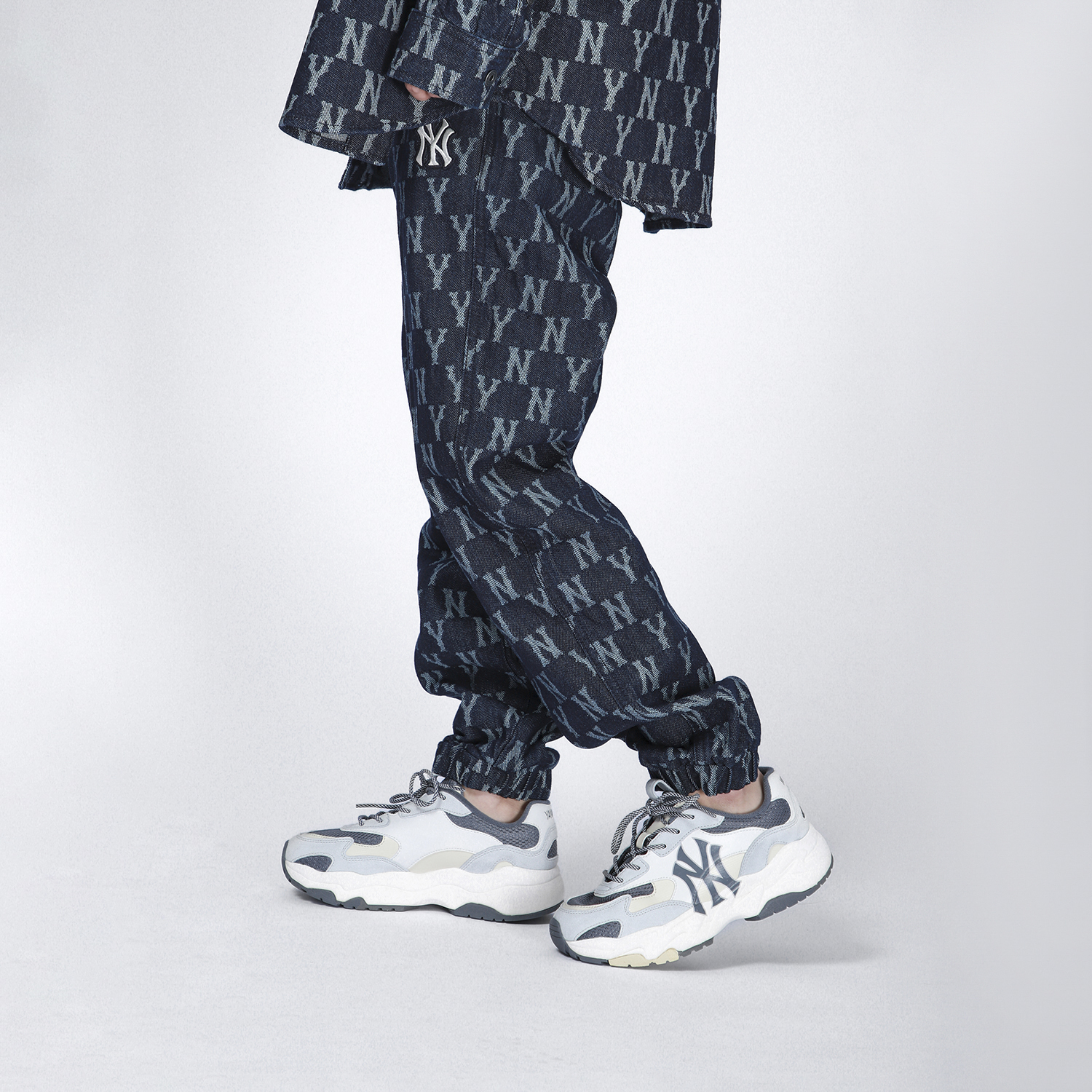 Cheap MLB Yankees Letter Print Jogger Jeans Unisex Dark Blue 3ADP02014-50BLD