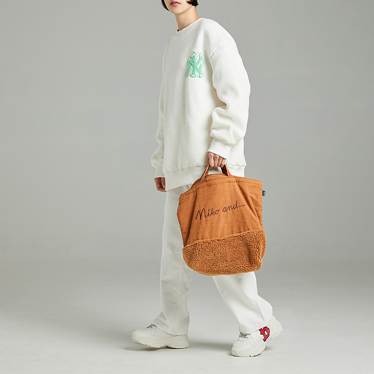 MLB Yankees LIKE Series Fleece Crewneck Sweatshirt Unisex Cream Color 3AMTL0326-50CRS 圖 5