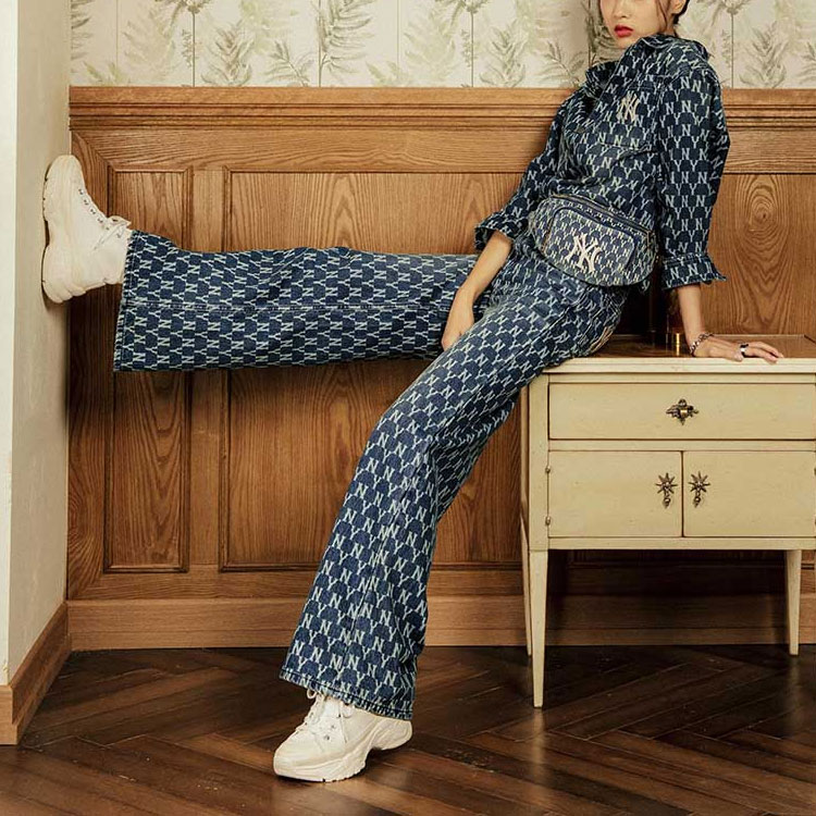 Sizing Camisa de Manga Larga Unisex MLB Yankees Monograma Denim Azul 31WSN3041-50U