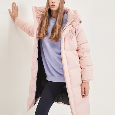 Chaqueta Larga Oversized Invierno Unisex MLB Yankees Rosa Bordada. 31DJ02961-50P Shop Chaqueta Larga Oversized Invierno Unisex MLB Yankees Rosa Bordada. 31DJ02961-50P