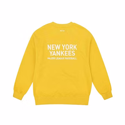 MLB Yellow Logo Print Unisex Crewneck Sweatshirt - Gift Recommendation 31MT21941-50Y