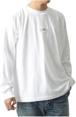 MM6 메종 마르지엘라 화이트 프린트 크루넥 긴팔 스웻셔츠 SH0GC0034S24312-100 Order MM6 메종 마르지엘라 화이트 프린트 크루넥 긴팔 스웻셔츠 SH0GC0034S24312-100