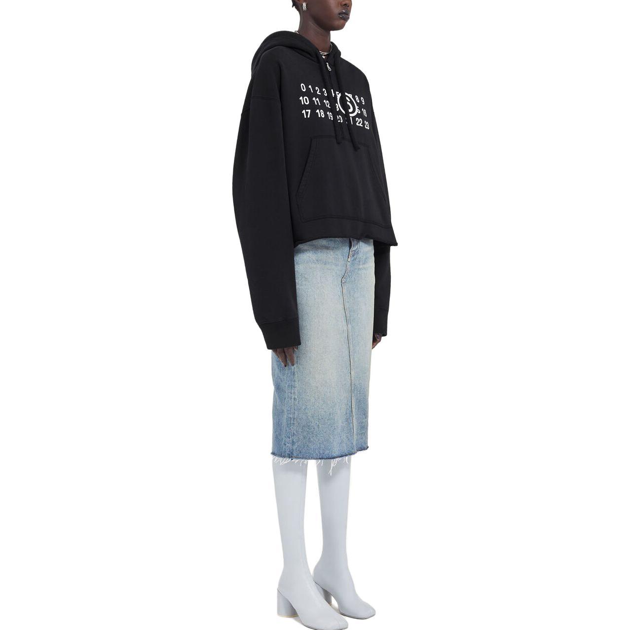 Lookbook MM6 Maison Margiela 字母印花連帽上衣 男女同款 黑色 S52GU0204S25387900