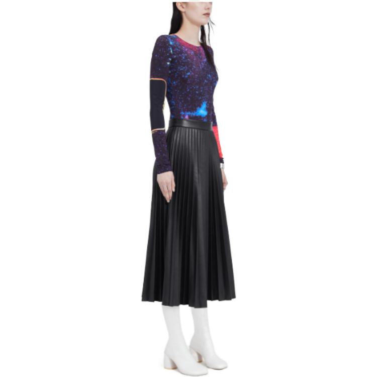 Purchase MM6 Maison Margiela Black Midi Pleated Skirt S52MA0192S54449-900