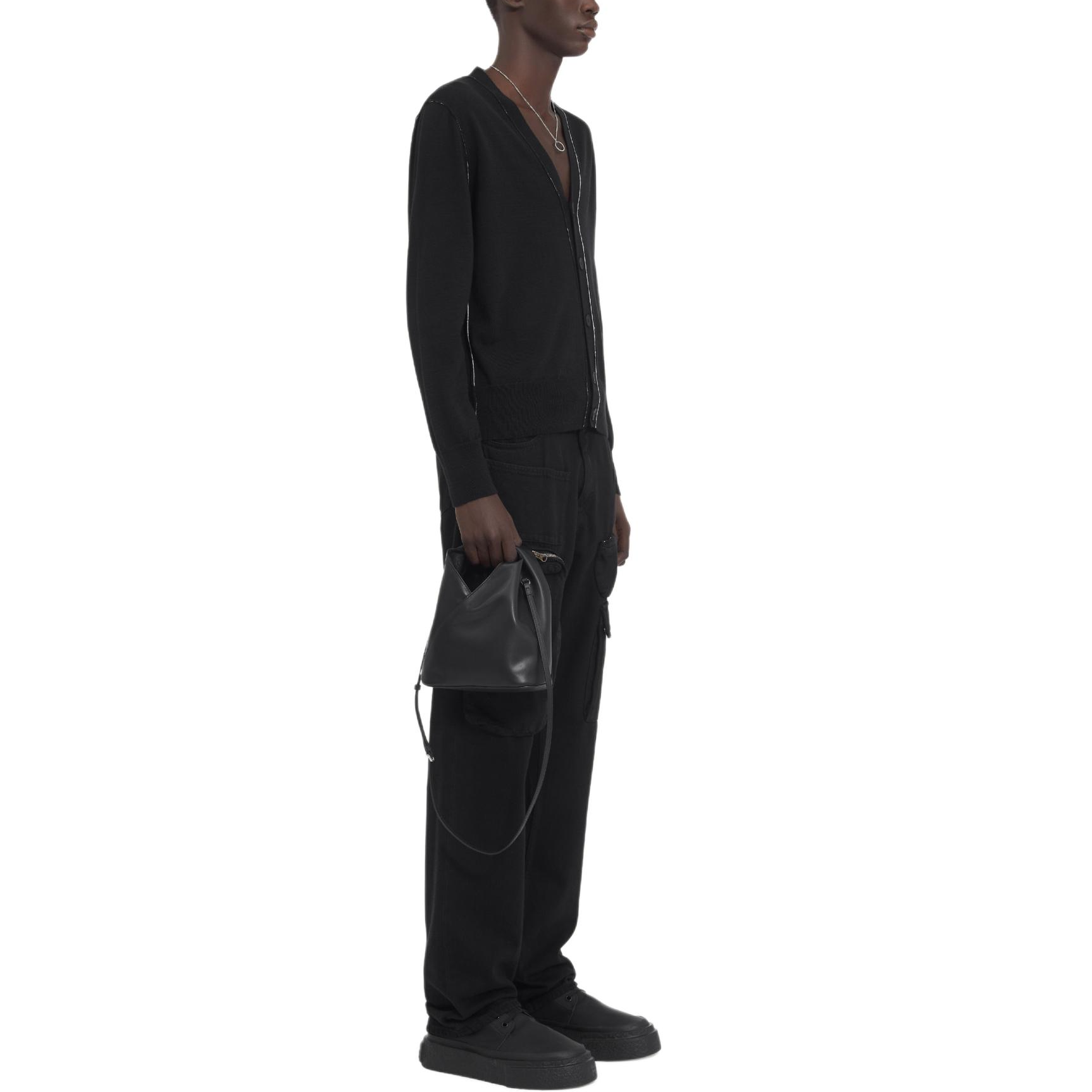 Purchase MM6 Maison Margiela 黑色條紋V領針織開衫中性毛衣. SH0HP0007M13037-900