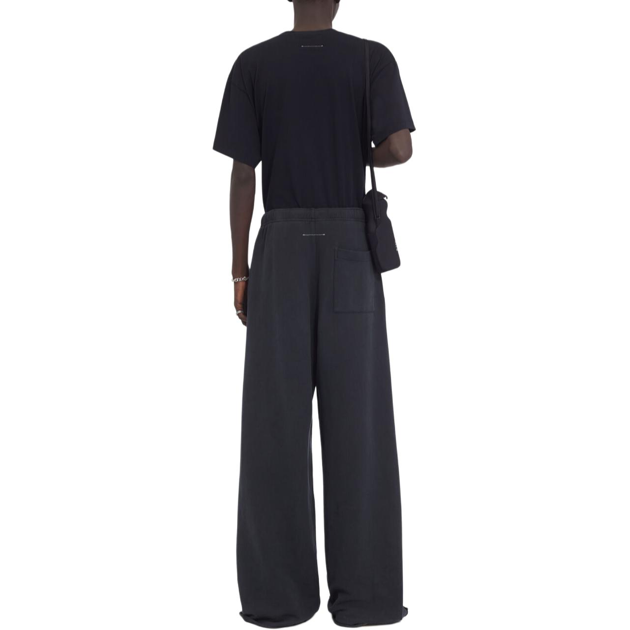 Shop MM6 메종 마르지엘라 FW24 하이웨이스트 와이드 레그 밴딩 팬츠 블랙 SH0KA0024M25004-899