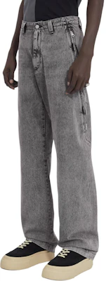 MM6 메종 마르지엘라 FW24 화이트 스티치 스트레이트 루즈 블랙 진 남성용. SH0KA0031M35149-900 Details for MM6 메종 마르지엘라 FW24 화이트 스티치 스트레이트 루즈 블랙 진 남성용. SH0KA0031M35149-900