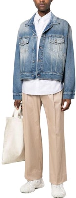 MM6 Maison Margiela SS23 Jaket Denim Crop Biru Lelaki Washed Distressed S52AM0228S30589973 Lookbook MM6 Maison Margiela SS23 Jaket Denim Crop Biru Lelaki Washed Distressed S52AM0228S30589973