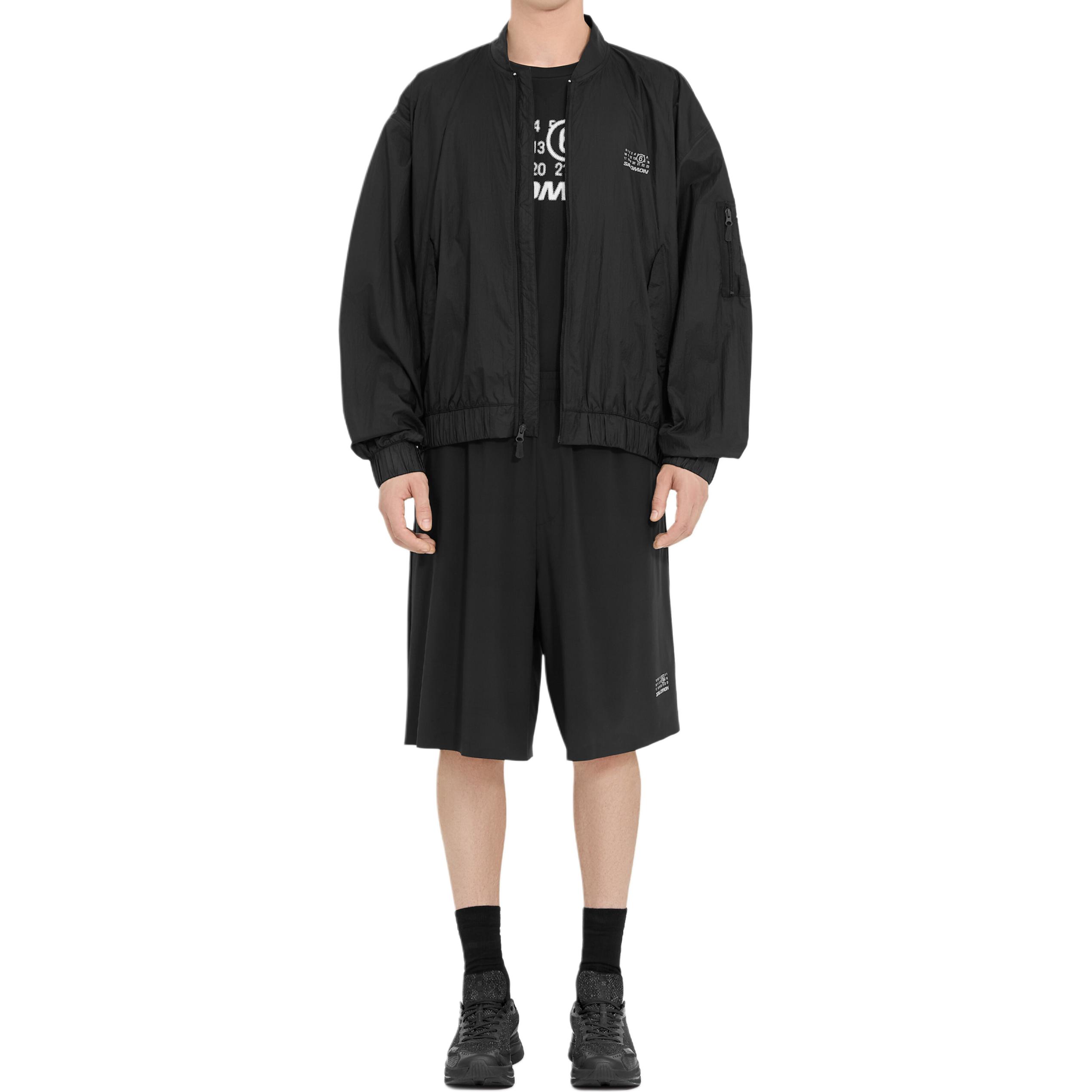 Lookbook MM6 Maison Margiela x SALOMON FW24 Jaket Lengan Panjang Zip Hitam Lelaki. SH0AM0056M35418900