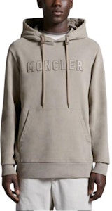 Moncler Hoodie Beige Pullover Lengan Panjang dengan Cetak Huruf. J10918G0003089AHE22E Lookbook Moncler Hoodie Beige Pullover Lengan Panjang dengan Cetak Huruf. J10918G0003089AHE22E