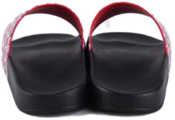 Moncler 'Selipar Kulit Hitam Selesa' 4C7004002SUQ455 Details for Moncler 'Selipar Kulit Hitam Selesa' 4C7004002SUQ455