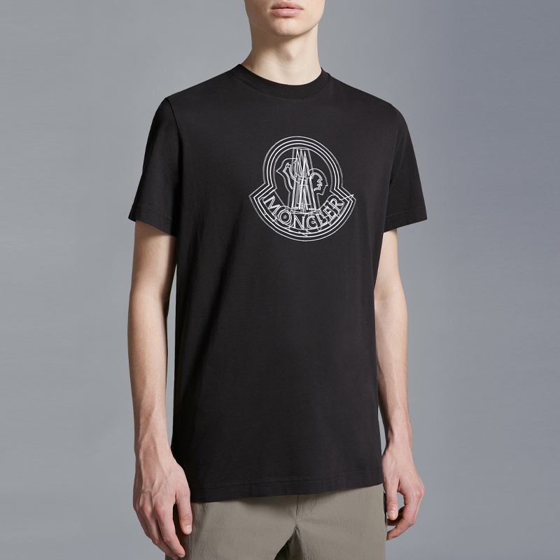 Lookbook Moncler  Black Letter Print Casual Crewneck T-Shirt. J10918C0002889A17999
