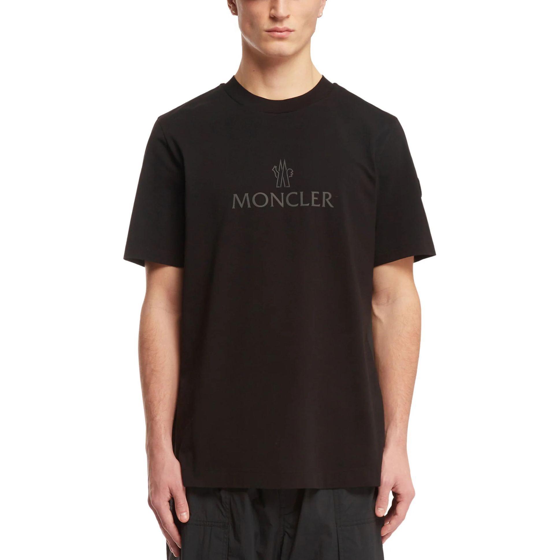 Moncler  Black Letter Print Crewneck Short Sleeve T-Shirt. 8C00060829H8999 圖 4