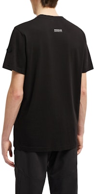 Moncler 黑色標誌印花休閒圓領T恤 J20918C0001489A17999 Lookbook Moncler 黑色標誌印花休閒圓領T恤 J20918C0001489A17999