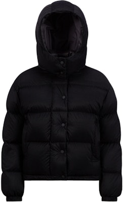 Moncler Jaket Pendek Hitam Lelap - Potongan Longgar, Rekaan Selesa. J20931A001825981B999 Buy Moncler Jaket Pendek Hitam Lelap - Potongan Longgar, Rekaan Selesa. J20931A001825981B999