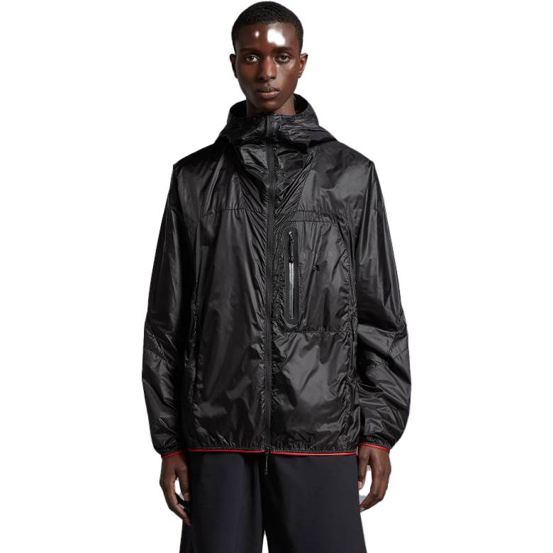 Shop Moncler Jaket Hoodie Hitam Polos dengan Resleting. I10911A0010353279999