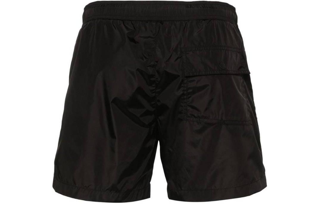 Lookbook 盟可睐 黑色松紧腰标志低腰休闲泳裤。 J10912C0001953326998