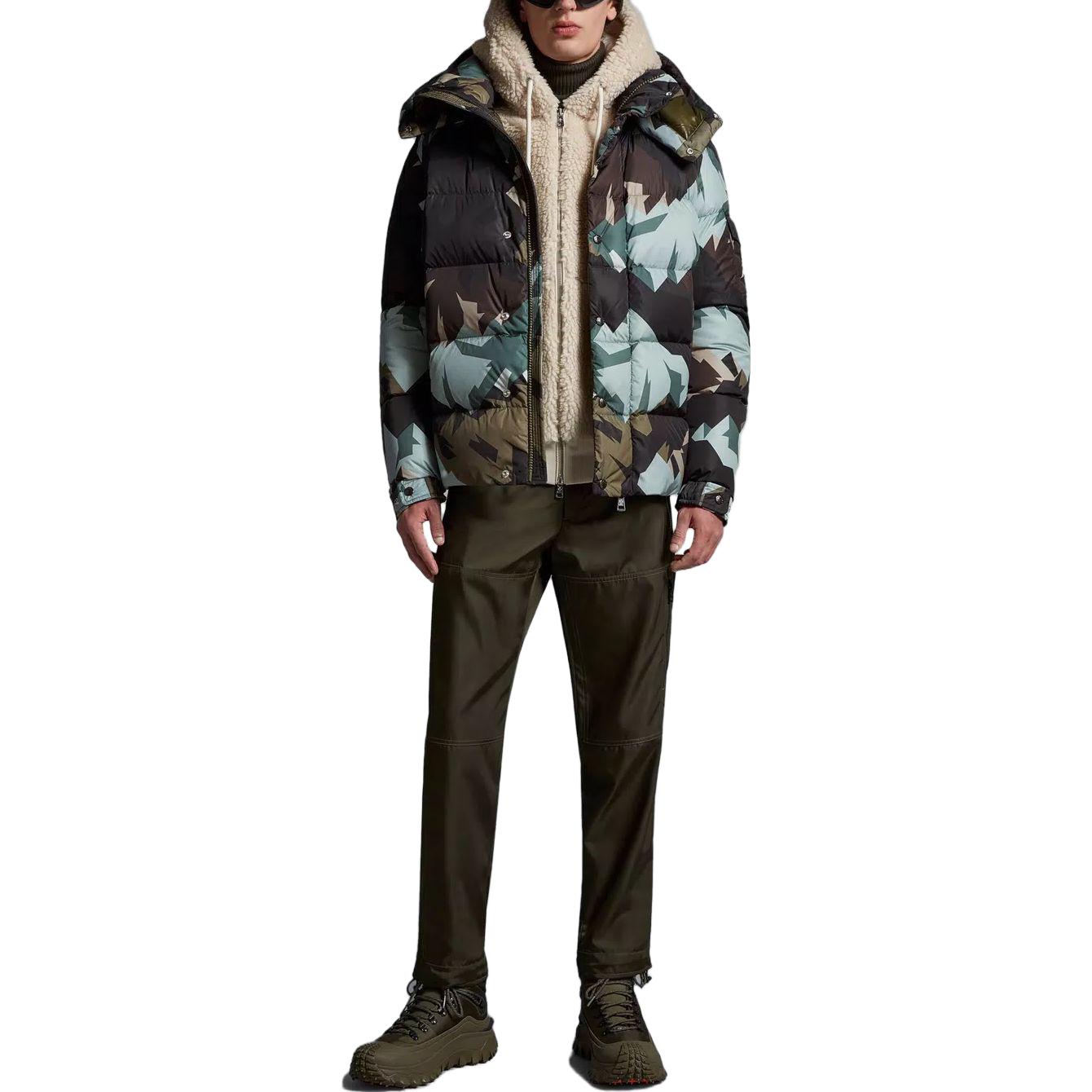 Moncler  Camo Short Down Jacket with Hood - Multicolor. I20911A000655970KS82 圖 3