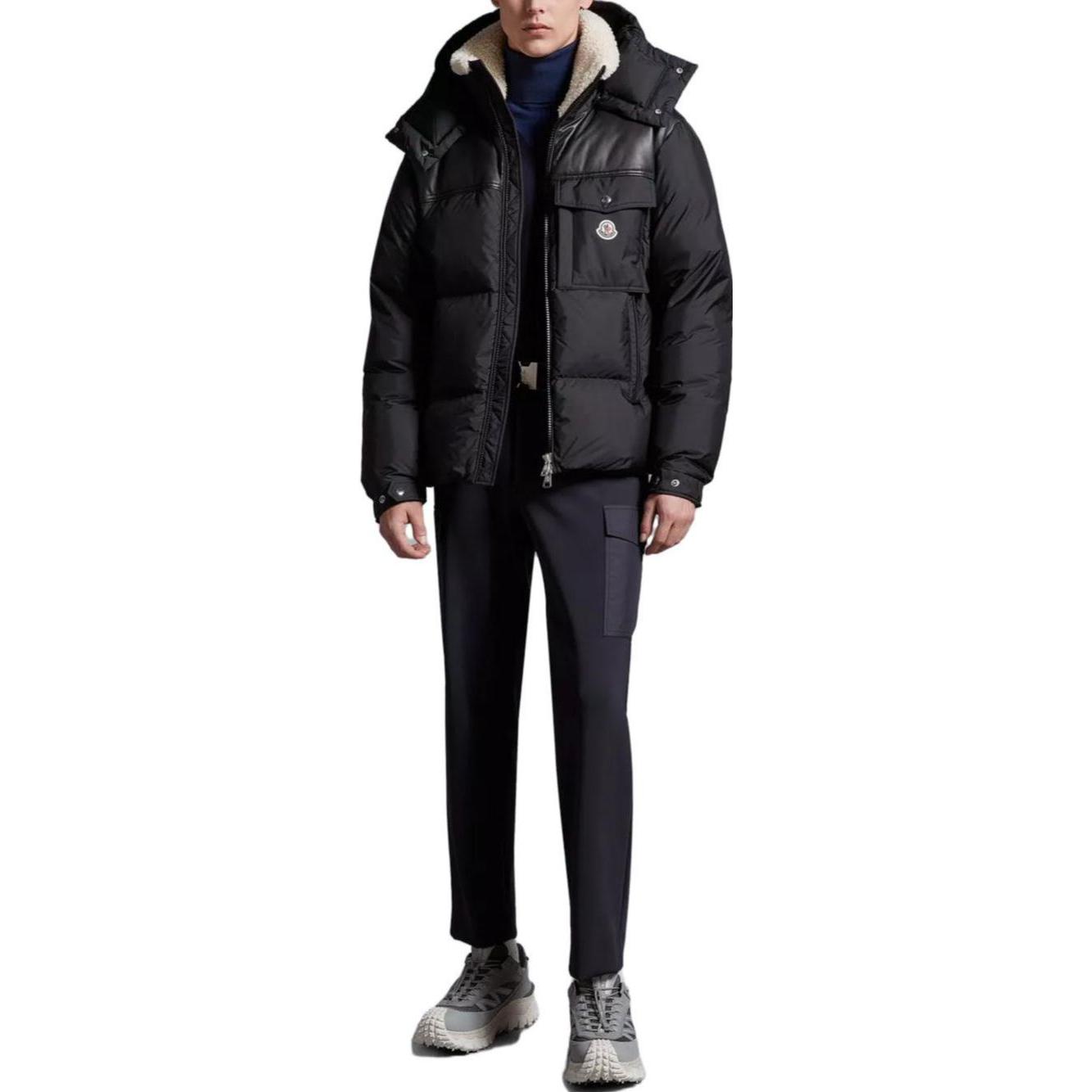 Lookbook Moncler  Down Jacket Short Style with Detachable Hood and Zipper. I20911A0009968352999