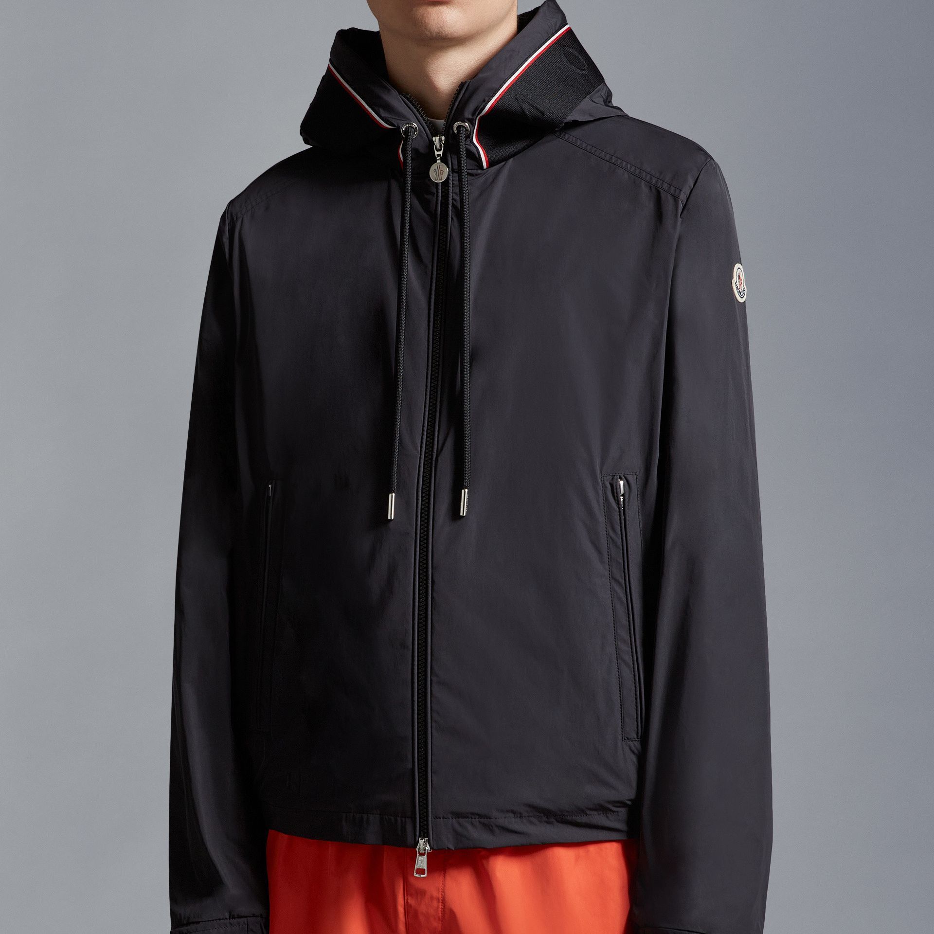 Details for Moncler Jaket Berzip Berhud dengan Tali Serut Biru Navy I20911A0004754A91999