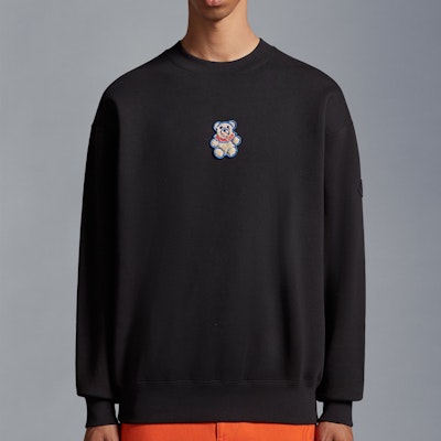 Moncler Crewneck Sweatshirt Hitam Lengan Panjang Kasual dengan Sulaman. I20918G00045809KX999 Details for Moncler Crewneck Sweatshirt Hitam Lengan Panjang Kasual dengan Sulaman. I20918G00045809KX999