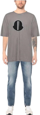 Moncler Graphic Print Crew Neck Casual Short Sleeve T-Shirt. F209N8C70000V8170 Lookbook Moncler Graphic Print Crew Neck Casual Short Sleeve T-Shirt. F209N8C70000V8170