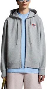 Sudadera Casual con Capucha Gris Cremallera Manga Larga de Moncler. J10918G00028899V4981 Lookbook Sudadera Casual con Capucha Gris Cremallera Manga Larga de Moncler. J10918G00028899V4981