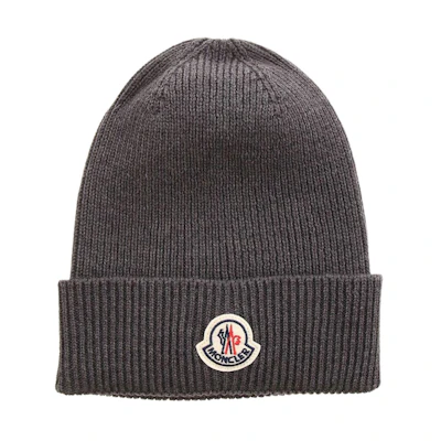 Moncler Gray Wool Logo Beanie Hat. 3B70500A9342998