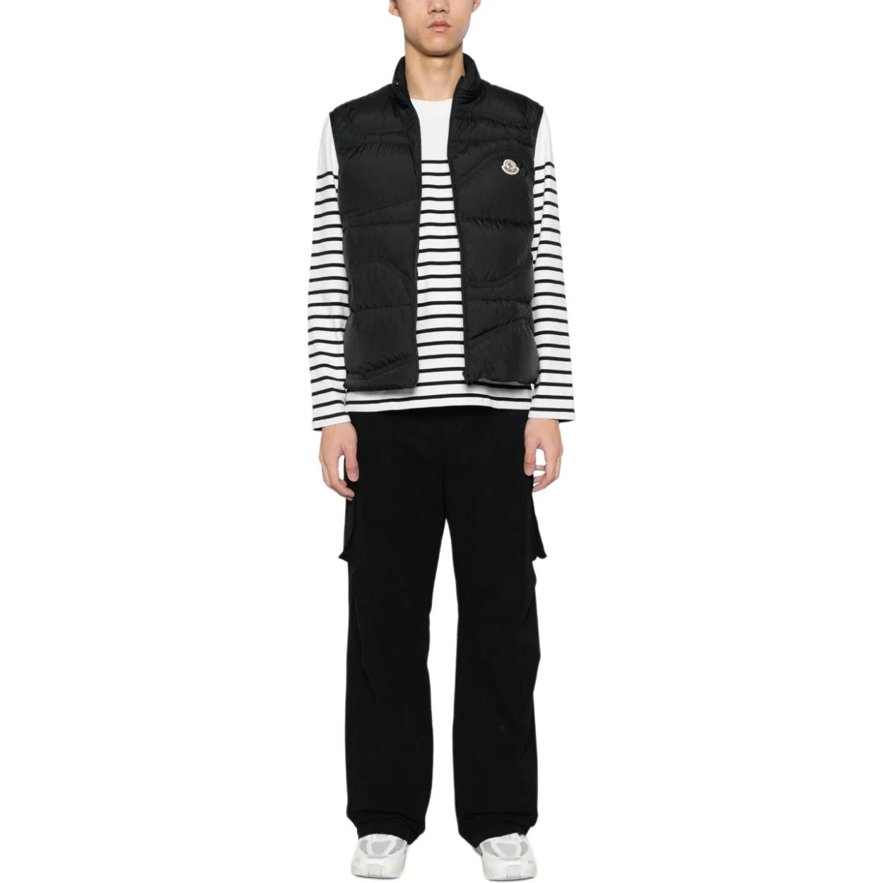 Lookbook 盟可睐 logo贴标无袖拉链马甲 黑色 J10911A001195396L999