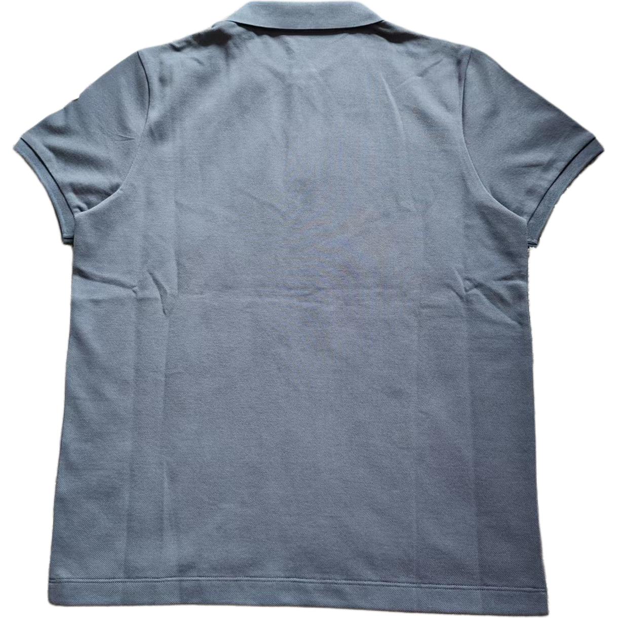 Lookbook Moncler Logo Polo Shirt Lengan Pendek Warna Smog Blue. I10918A7051084556791