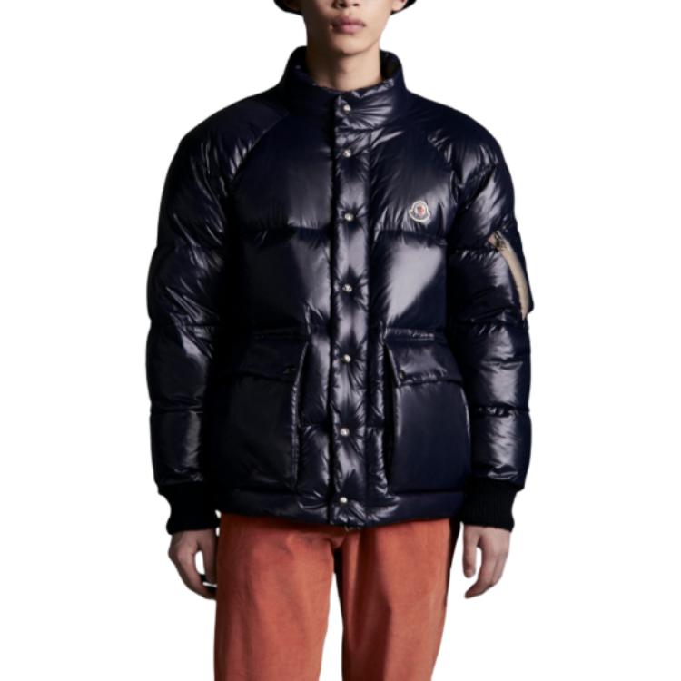 Moncler  Navy Blue Down Jacket with Logo and Stand Collar. G20911A00122595HM778 圖 4