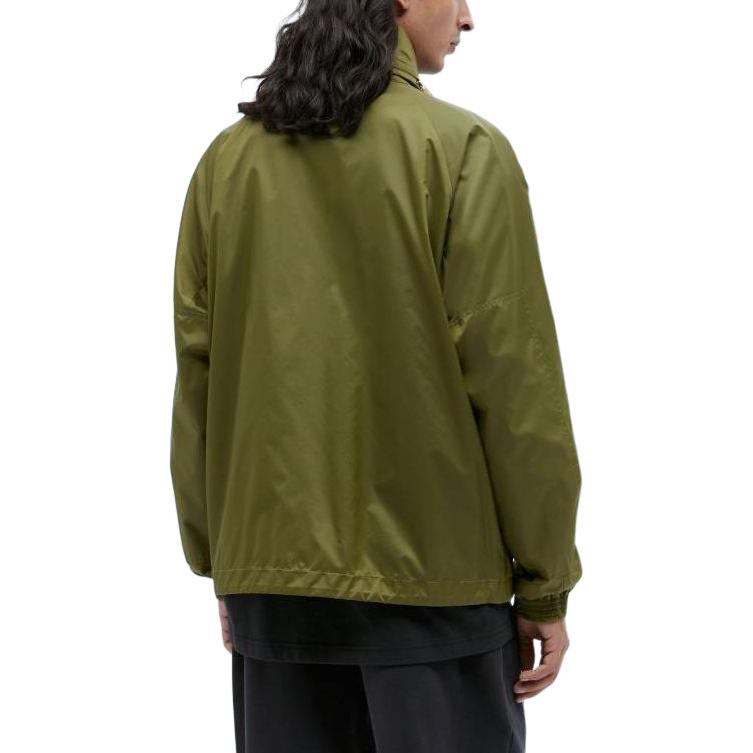 Shop 蒙克莱 橄榄绿色标志贴片立领拉链夹克 J10911A00033597CQ81O