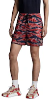 Lookbook Shorts de baño Moncler rojo con bloques de color y cinta logo. H10912C00001595WW470