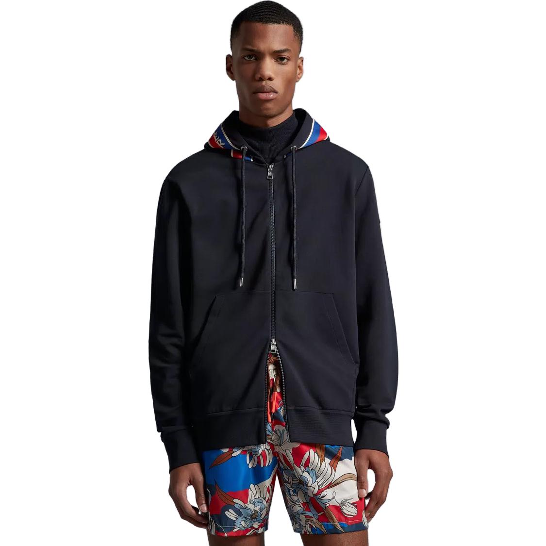 Moncler  Solid Pullover Hoodie with Drawstring in Navy Blue. I10918G00054899YE778 圖 3