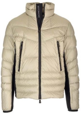 몽클레어 솔리드 스탠드 칼라 슬림핏 재킷 라이트 베이지. I20971A0005453071219 Order 몽클레어 솔리드 스탠드 칼라 슬림핏 재킷 라이트 베이지. I20971A0005453071219