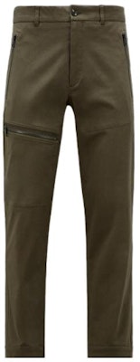 Moncler Straight-Leg Mid-Rise Casual Pants in Solid Dark Green. I20912A0001154A1U837 Order Moncler Straight-Leg Mid-Rise Casual Pants in Solid Dark Green. I20912A0001154A1U837