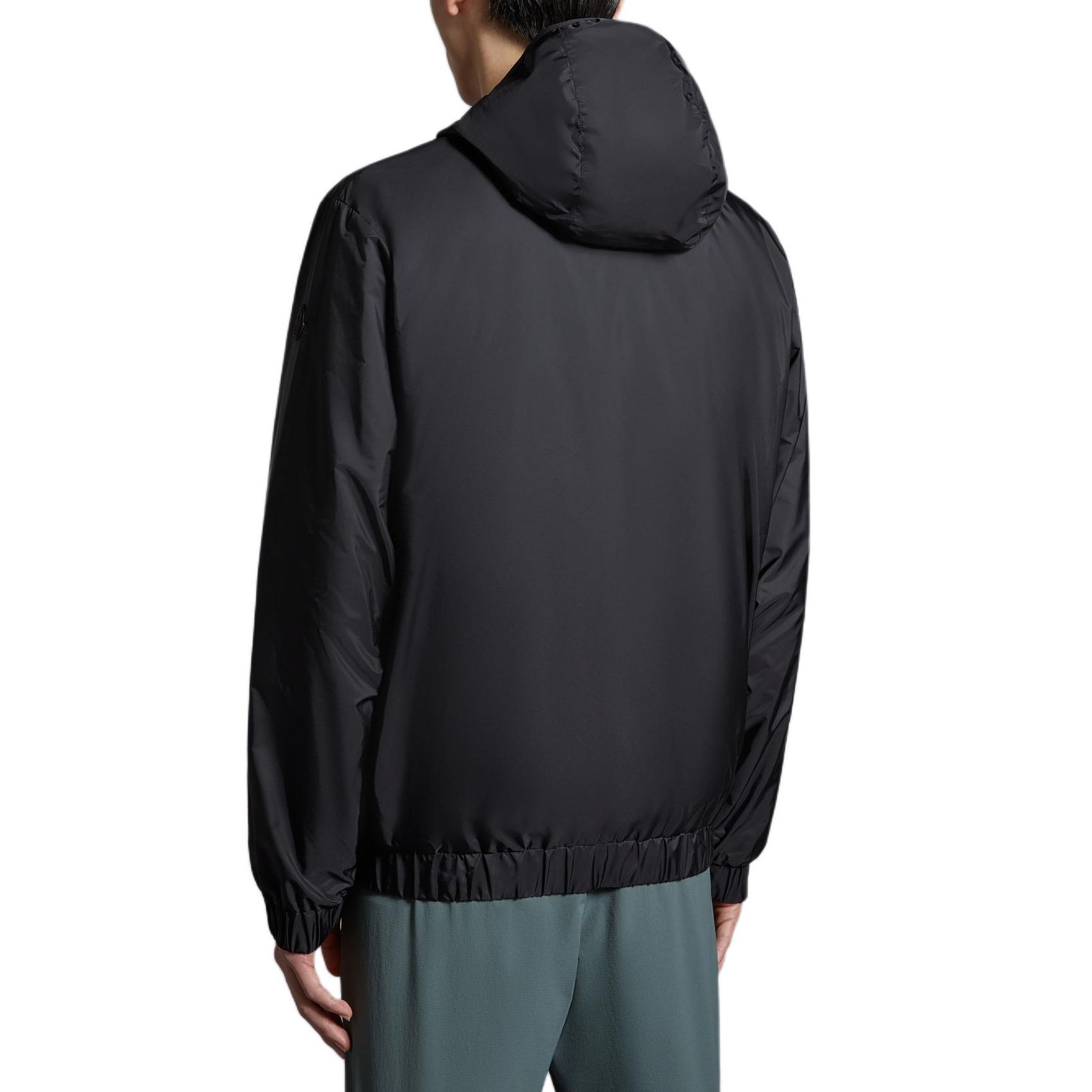 Shop Moncler ALGOVIA Jaket Ringan Bertutup Hoodie Zip Hitam J10911A001495968E999