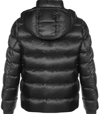 Moncler Arves 黑色連帽拉鍊羽絨外套 F20911A2010053334999 Lookbook Moncler Arves 黑色連帽拉鍊羽絨外套 F20911A2010053334999