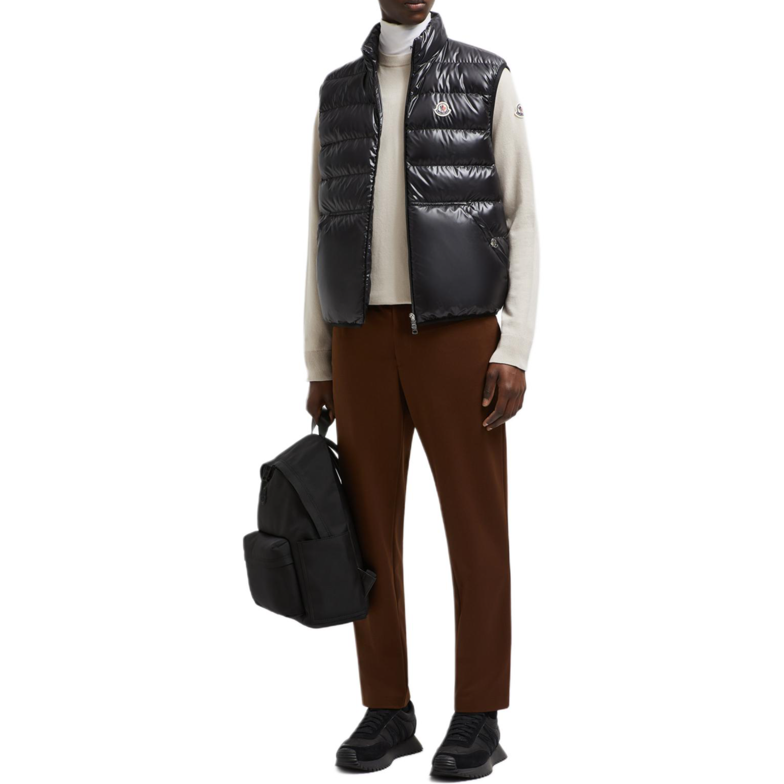 Lookbook Moncler Aube FW24 Chaleco Acolchado Slim Texturizado Unisex Negro. J20911A00210595ZJ999